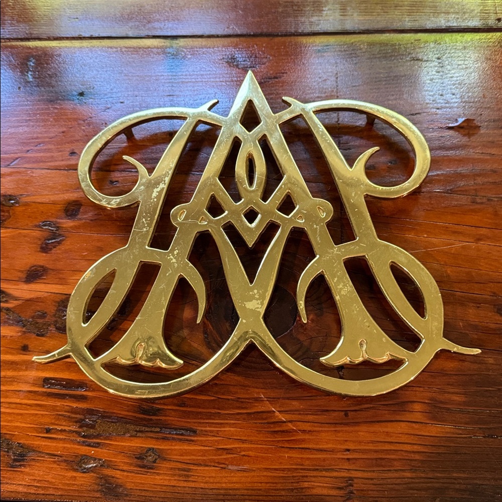 Colonial Williamsburg Virginia Metalcrafters 10" Queen Anne Brass Cypher Trivet